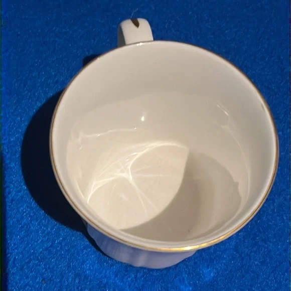 Poodle Mug Duchess Bone China, Made in England - Picture 10 of 10